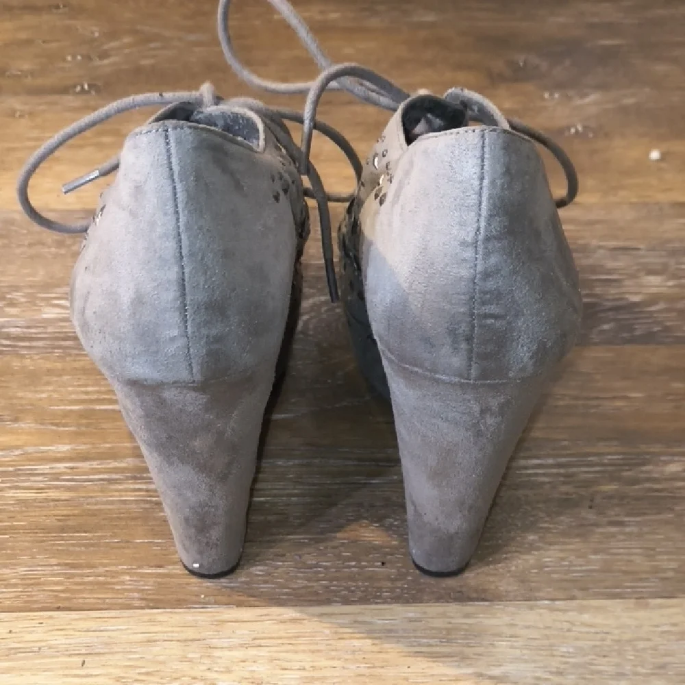 Gianni Bini Charcoal Lace Up Wedges